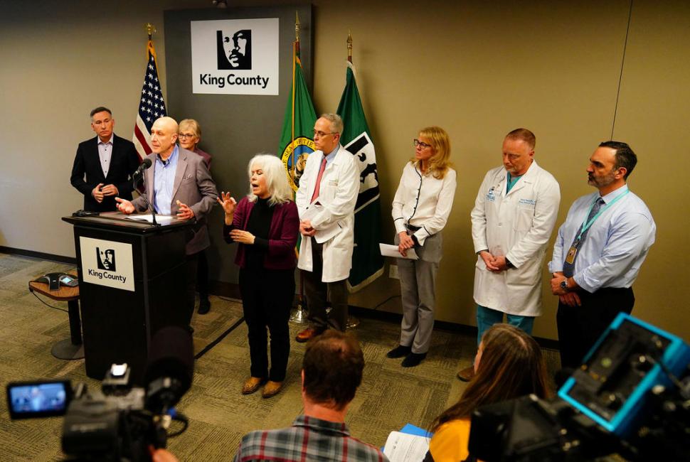 PRIMERA MUERTE EN EEUU. Una mujer de 50 años falleció por el virus en King County, Washington. fotos reuters