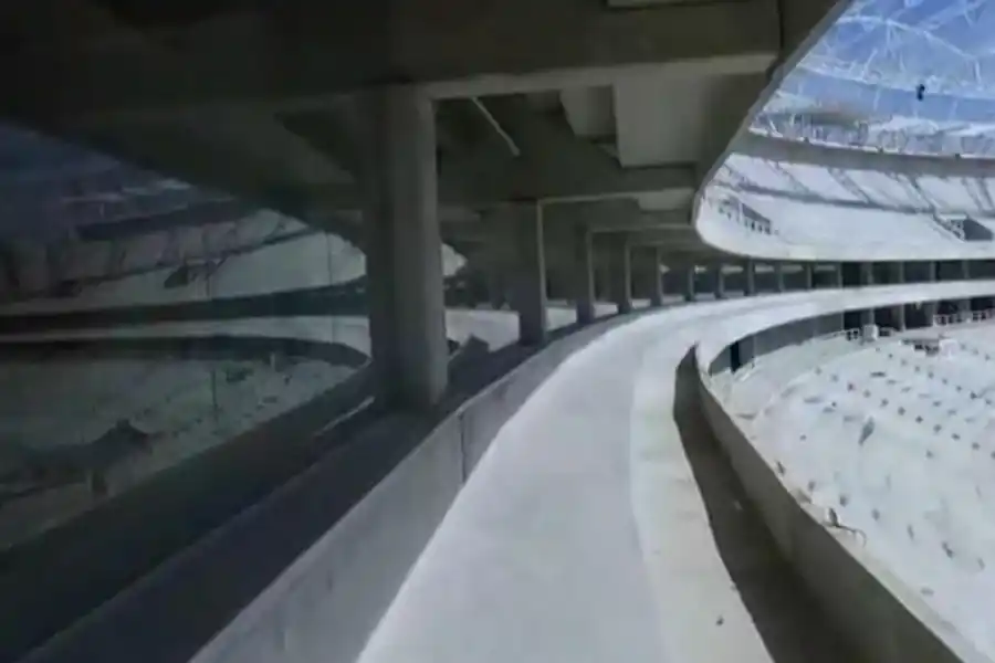 TRIBUNAS. Cada sector contará con vistas perfectas al campo de juego. Todavía falta que se coloquen las butacas en las gradas.