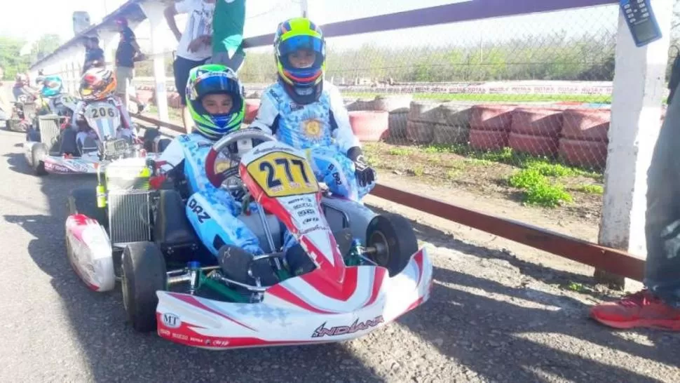 Peque Os Pilotos Tucumanos Inician Temporada En El Karting Rotax De