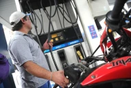 YPF, Axion y Puma también suben el 4% los precios de naftas y gasoil