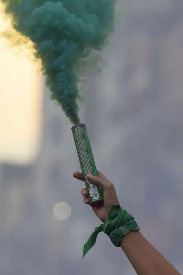 ABORTO LEGAL. Con pañuelos verdes, pidieron por la IVE.  