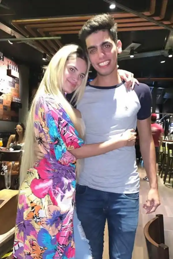 AMISTAD. Manzanares Beltramino y Yamil Salis, en una reunión social.  