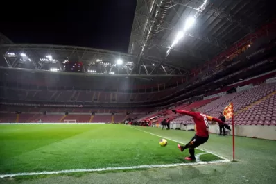 Efecto del coronavirus en el fútbol: más vale prevenir