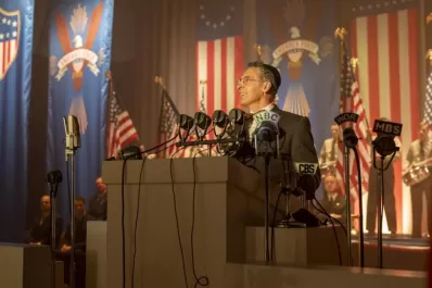 El nazismo se apodera de Estados Unidos y lo arrastra a la barbarie