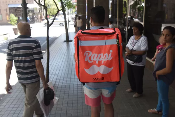 Comprar online, la opción para evitar aglomeraciones en los supermercados