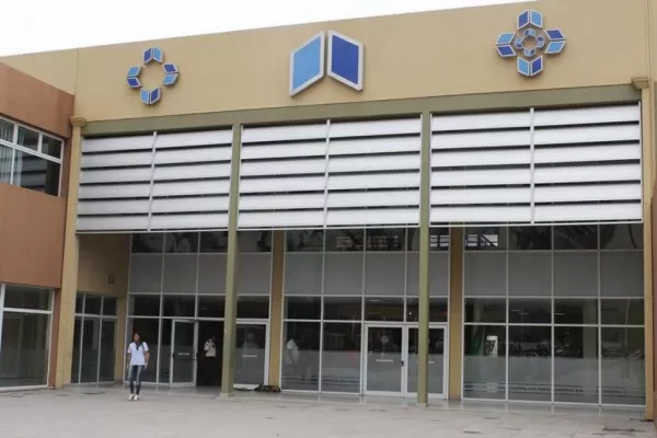 Investigan a personal del Siprosa por difundir información falsa sobre dengue y coronavirus