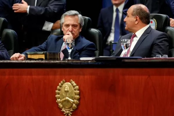 Día clave: el presidente Fernández define hoy si decreta una cuarentena total en el país