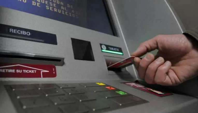 Los bancos no atenderán al público, pero sí funcionarán los cajeros automáticos