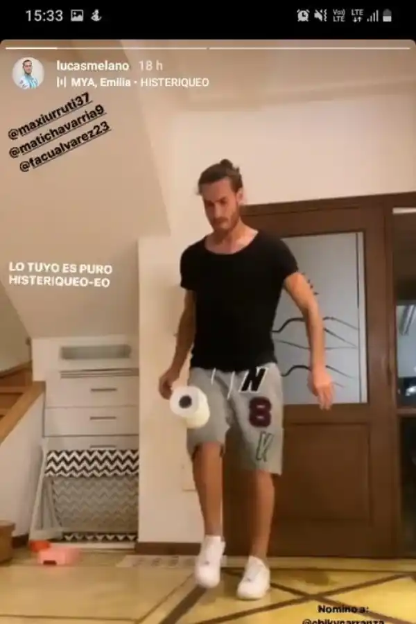 ACOMPAÑADO. Erbes y su hijo posan luego del entrenamiento en casa de “Pichi”.