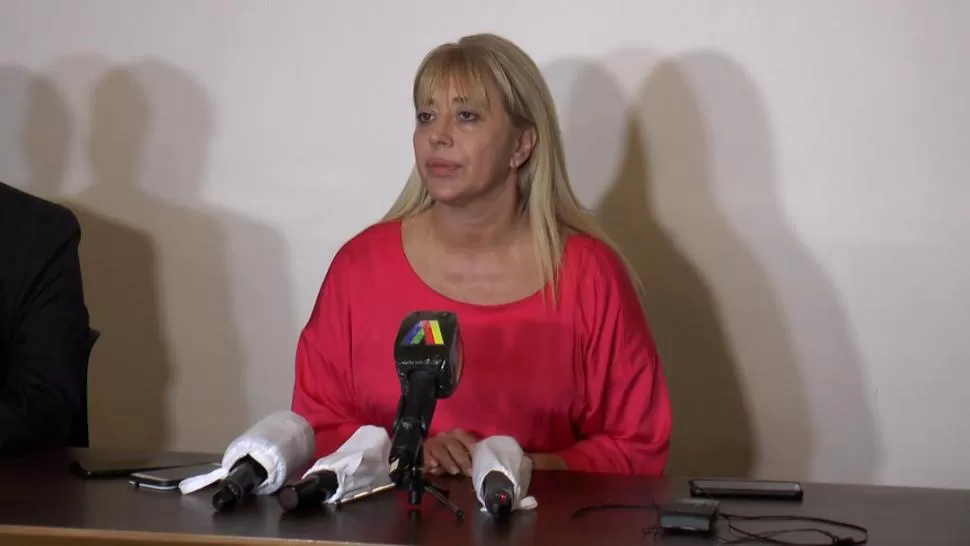 SANITARISTA. La ministra de Salud Rossana Chahla durante el anuncio del primer caso tucumano de Covid-19. la gaceta / foto de matías quintana