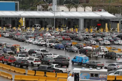 Pandemia: Estados Unidos y México acuerdan que se limiten los viajes por la frontera