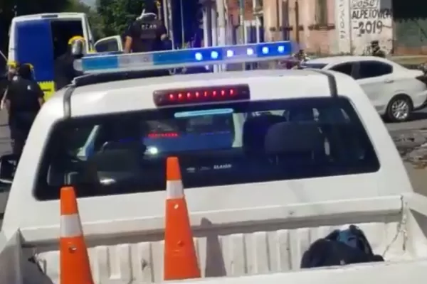 Tolerancia cero: así dispersa la Policía a las personas que no cumplen la cuarentena