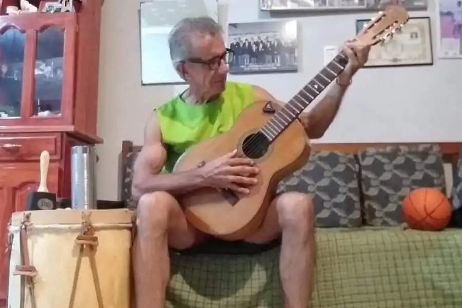 DE TODO. Como en el deporte, Méndez invierte su tiempo en distintas modalidades. Pero no olvida al tenis. 