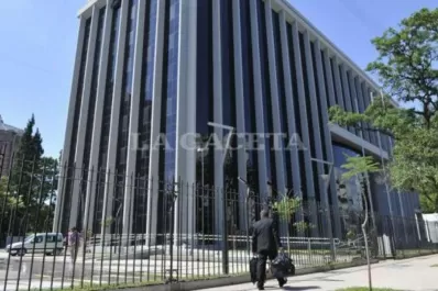 La Legislatura, en cuarentena porque se confirmó que Bussi tiene coronavirus