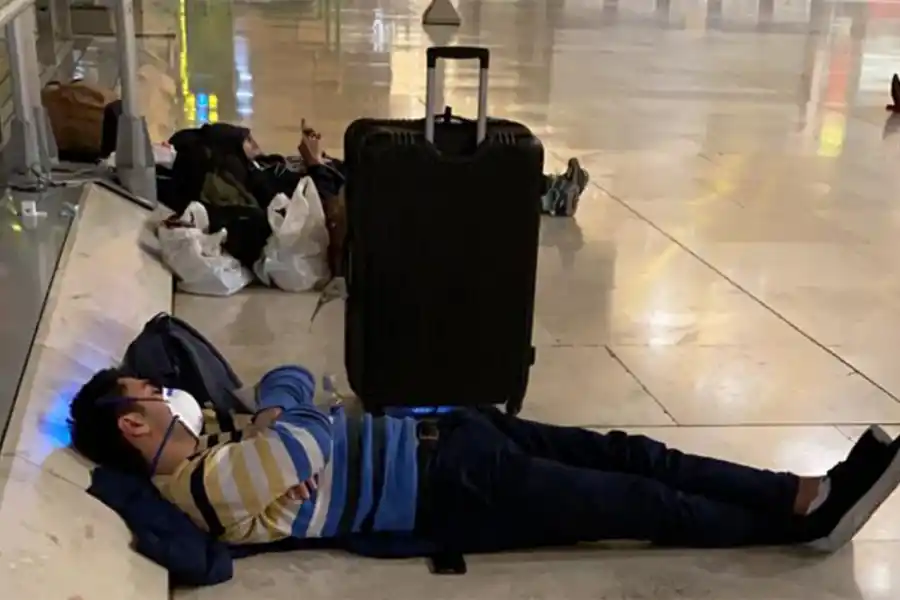 Un tucumano quedó varado en Madrid: me rompieron el pasaje en la cara