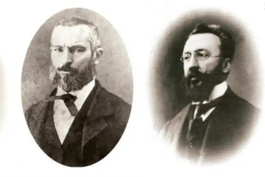 Médicos tucumanos que intervinieron en la epidemia. Desde la izquierda, Benjamín Aráoz, Víctor Bruland, Eliseo Cantón y León Soldati.