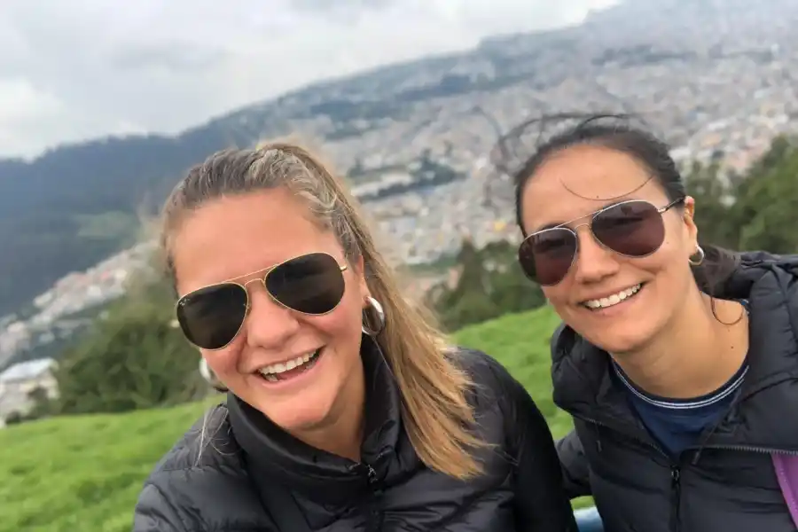 OTROS TIEMPOS. Las chicas tucumanas, cuando aún disfrutaban de las vacaciones. 