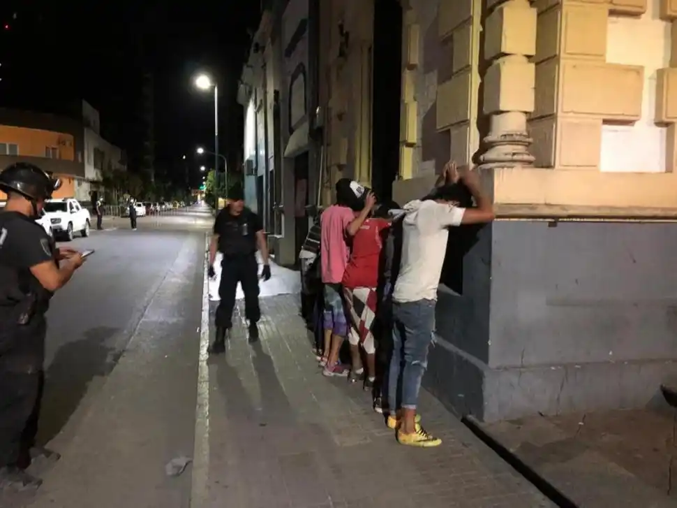 UNA NUEVA OPORTUNIDAD. En la Justicia buscan alternativas para resolver las más de 1.800 causas iniciadas por la violación del aislamiento preventivo obligatorio. 