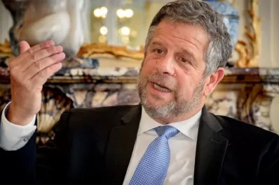 Adolfo Rubistein aconsejó dar la segunda dosis a los vacunados VIP