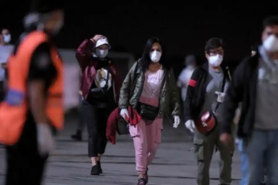 Entre 10.000 y 15.000 argentinos continúan varados en el exterior