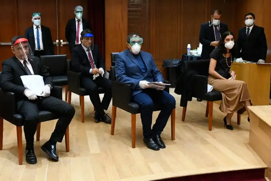 La Legislatura sesiona y ofrece una imagen inédita en medio de la pandemia