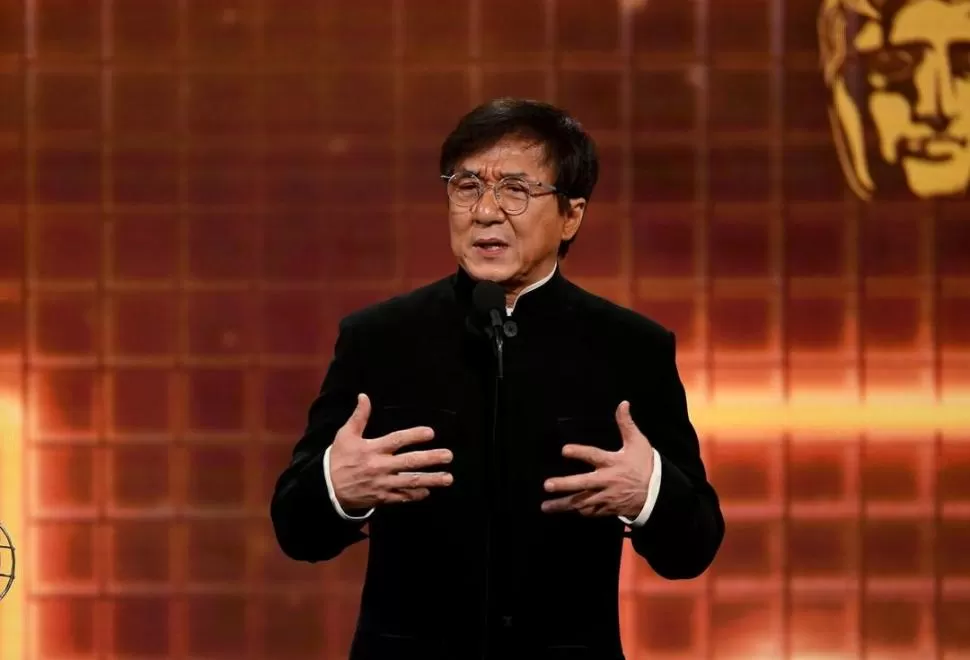 POLIFACÉTICO. Jackie Chan actúa, dirige, produce y también canta. 