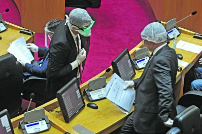 Hoy, en Buen Día: polémica por los legisladores que usaron máscaras destinadas a hospitales