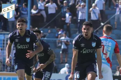 Zielinski y la directiva, muy conformes con el plantel