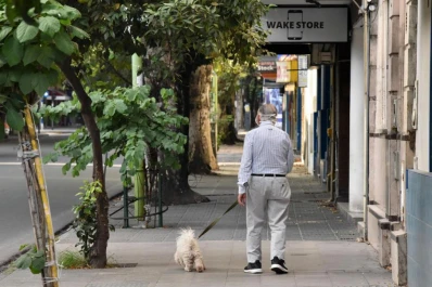 Postales de la ciudad: un domingo de silencio y de escaso movimiento