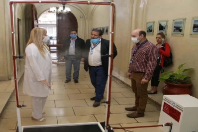 Colocarán un aspersor desinfectante en el Centro de Salud