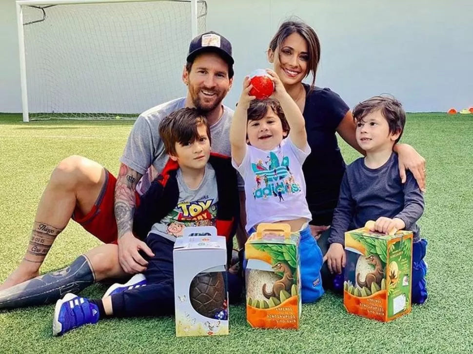POLÉMICO Y REFLEXIVO. Messi celebró Pascuas con su familia. Antes dijo que algunas noticias sobre él “son mentiras”.  