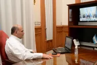 Manzur se reúne con Fernández antes del anuncio del canje de la deuda