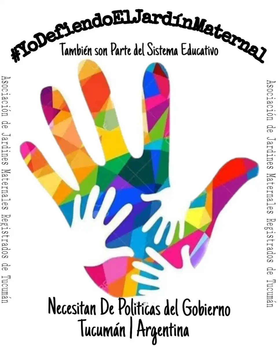 LA LUCHA. La manito que comparten para unificar el pedido a nivel nacional. 