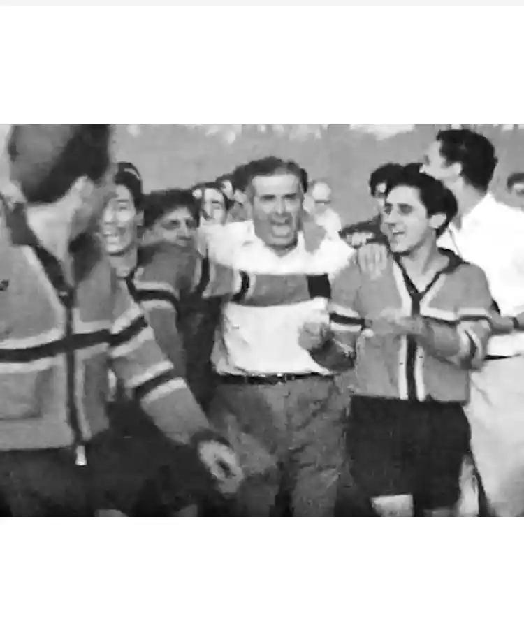 Una cámara Súper-8 y la mano de Jorge Auad capturaron momentos históricos