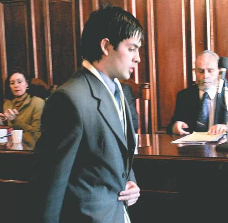 Historias detrás de la historia Carlos Conti, el universitario que