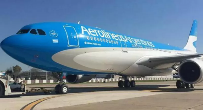 Aerolíneas programó dos vuelos especiales para traer argentinos varados en Uruguay