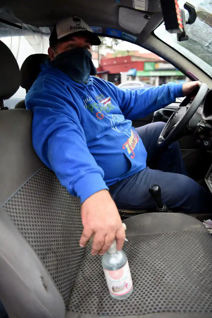 SIEMPRE A MANO. El gel es un copiloto infaltable.