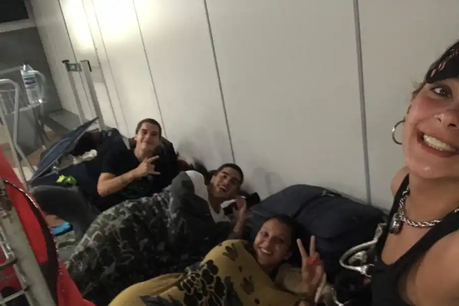 La odisea que pasaron la promotra y sus amigos en uno de los aeropuertos brasileños. 