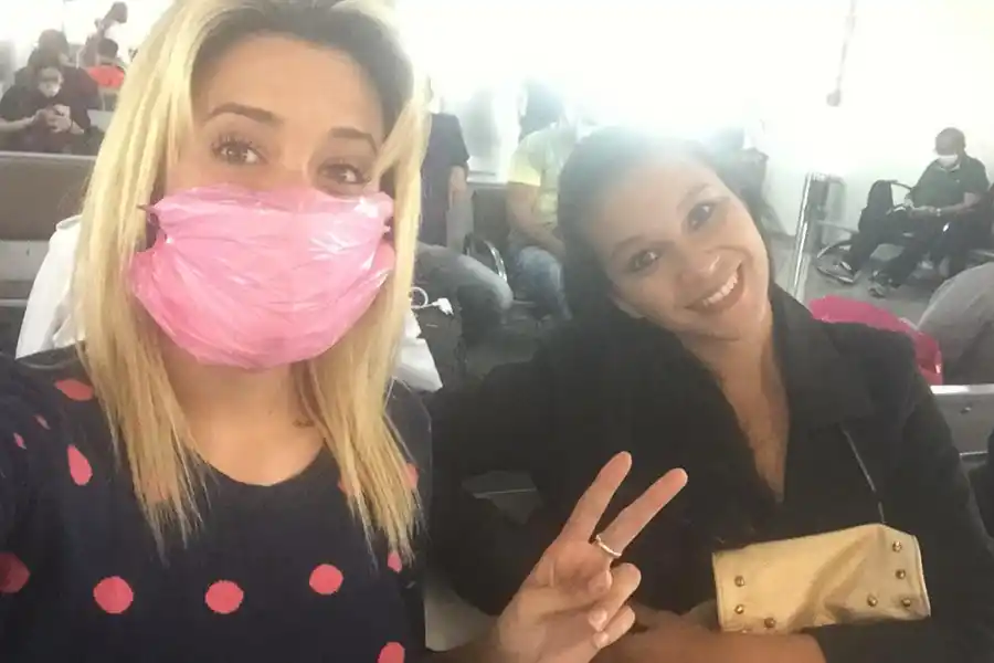 Giuliante, cumpliendo con las medidas de seguridad del aeropuerto de San Pablo.