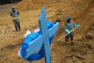 Bolsonaro se niega a enviar más ataúdes a Amazonas