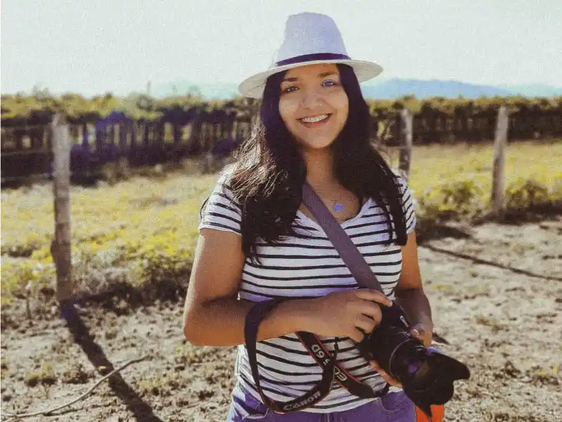 Fotógrafos y camarógrafos se las ingenian para poder trabajar a pesar del aislamiento