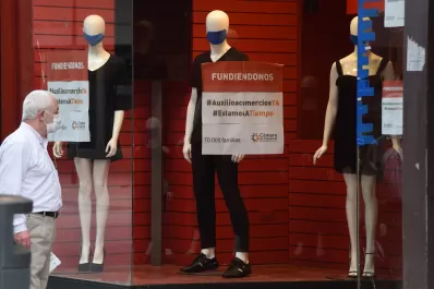 Diseñadores tucumanos se las ingenian para mantener sus emprendimientos a flote