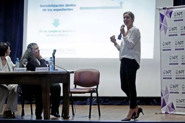 Analizan la situación de niños y de adolescentes en el contexto de aislamiento