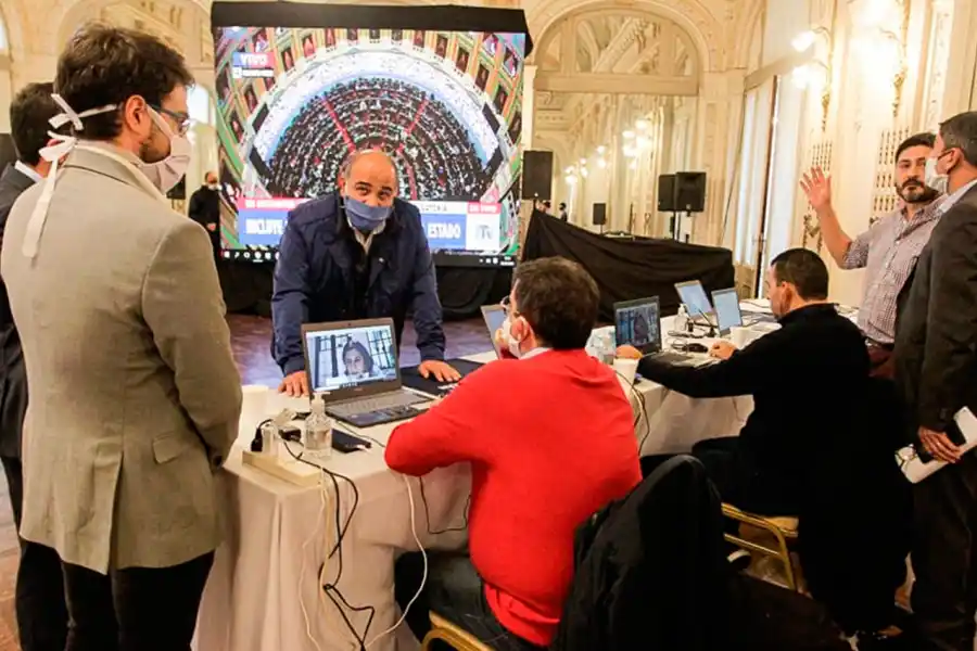 Manzur, los diputados en la Casa de Gobierno y una broma sobre 2023