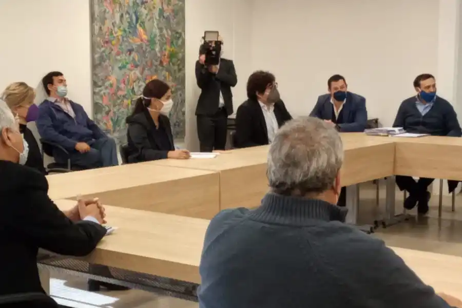 Nueva etapa en Tucumán: cómo sería la vuelta del comercio y qué podría pasar