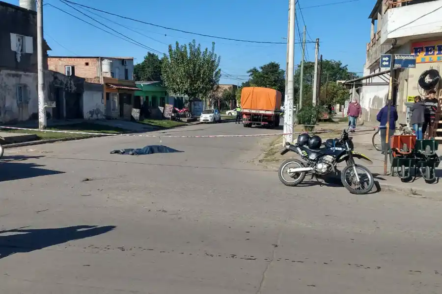 Polémica por el destino del cuerpo de un accidentado: la familia lo llevó en una cama a su casa