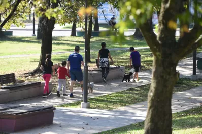 Galería: rompieron el aislamiento obligatorio para disfrutar del sábado soleado