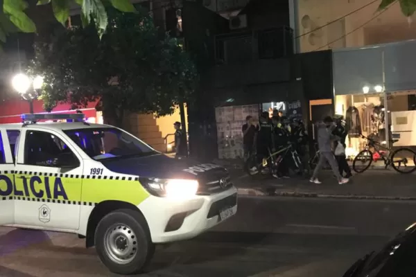 Barrio Norte: una decena de demorados por la supuesta violación a la cuarentena en un ciber