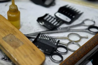 Barberos y peluqueros retoman la actividad: cómo sobrevivieron a la cuarentena