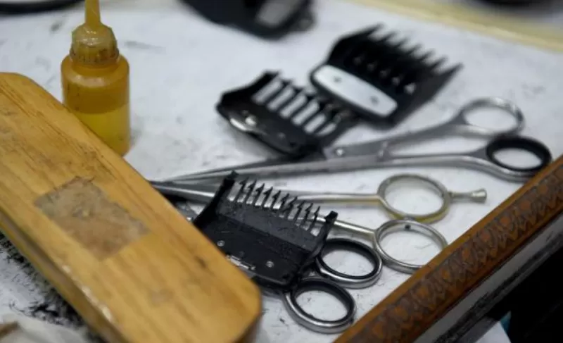 Barberos y peluqueros retoman la actividad: cómo sobrevivieron a la cuarentena